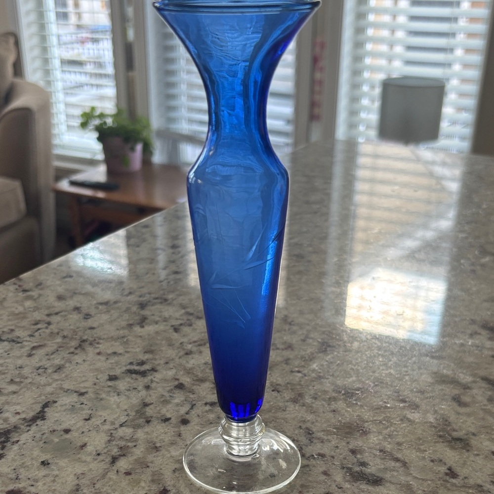 Sleek Sapphire Glass Vase